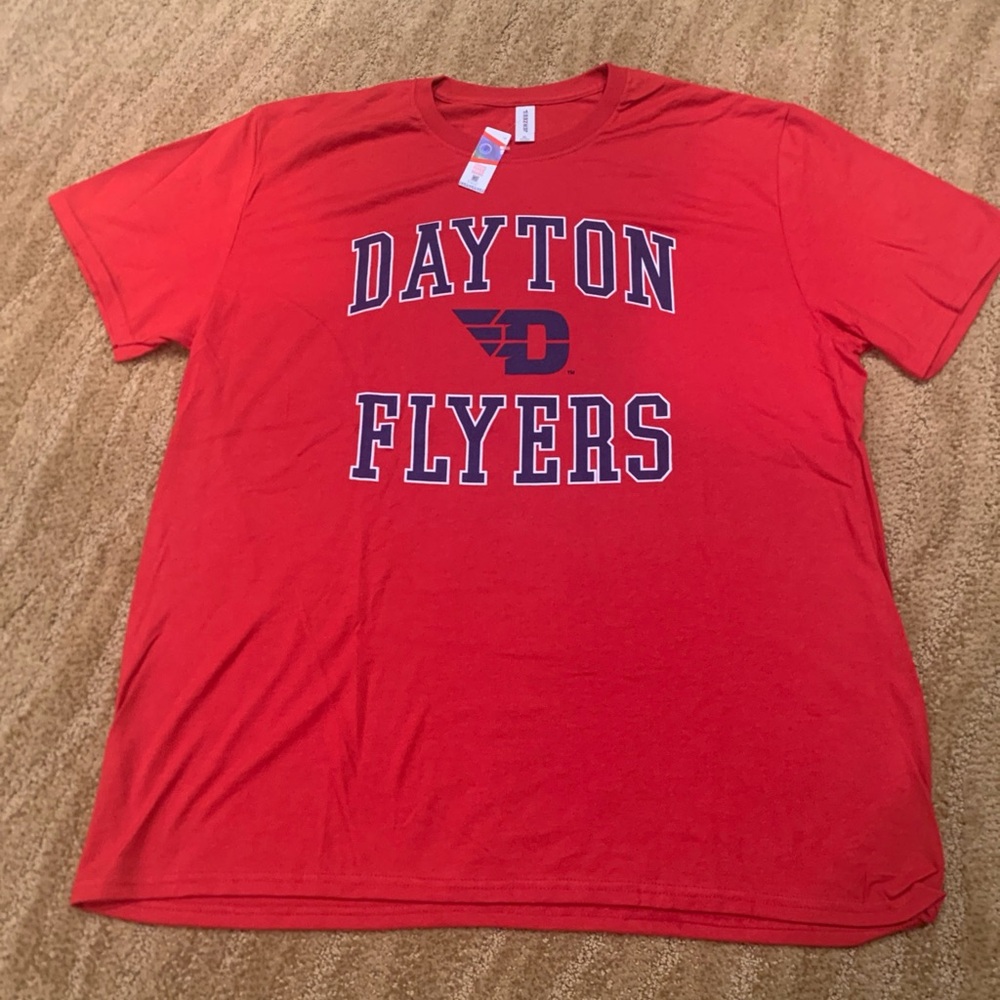 Dayton Flyers University of Dayton Logo Short Sleeve T-Shirt XL NCAA A10 Pioneer